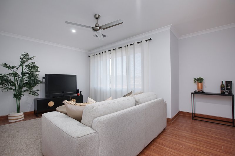 Photo - 5 Pinewood Avenue, Kardinya WA 6163 - Image 23
