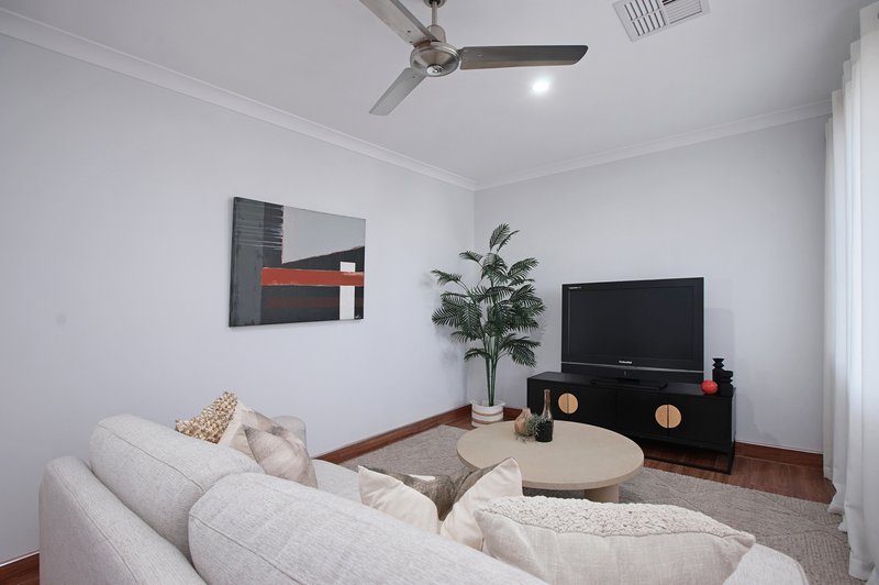 Photo - 5 Pinewood Avenue, Kardinya WA 6163 - Image 25
