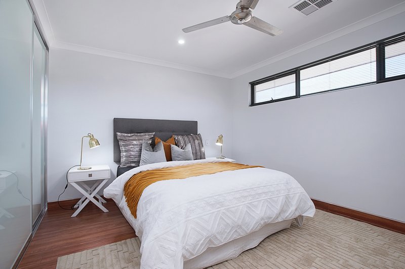 Photo - 5 Pinewood Avenue, Kardinya WA 6163 - Image 30