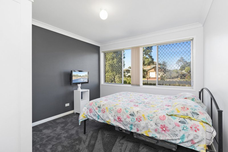 Photo - 5 Plimsoll Street, Mcgraths Hill NSW 2756 - Image 11