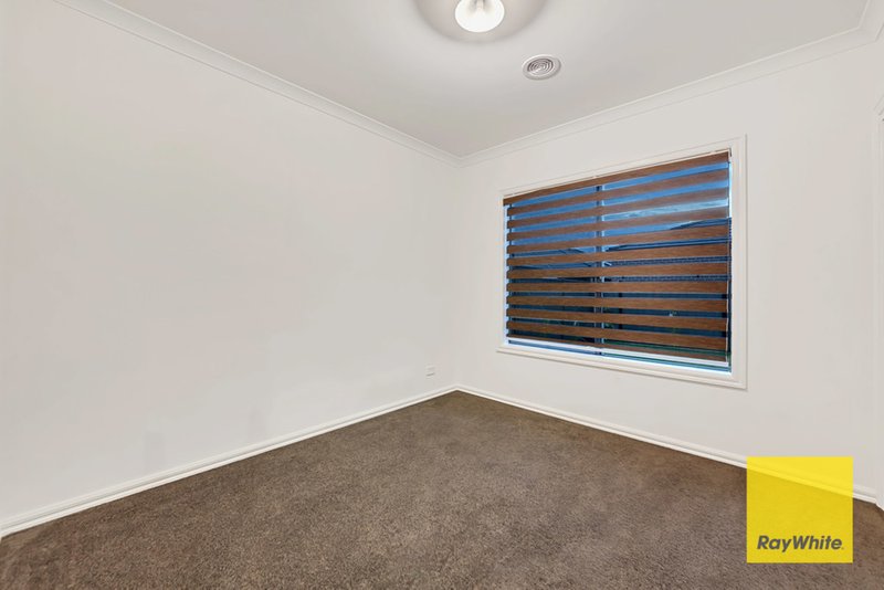 Photo - 5 Pond Street, Truganina VIC 3029 - Image 16