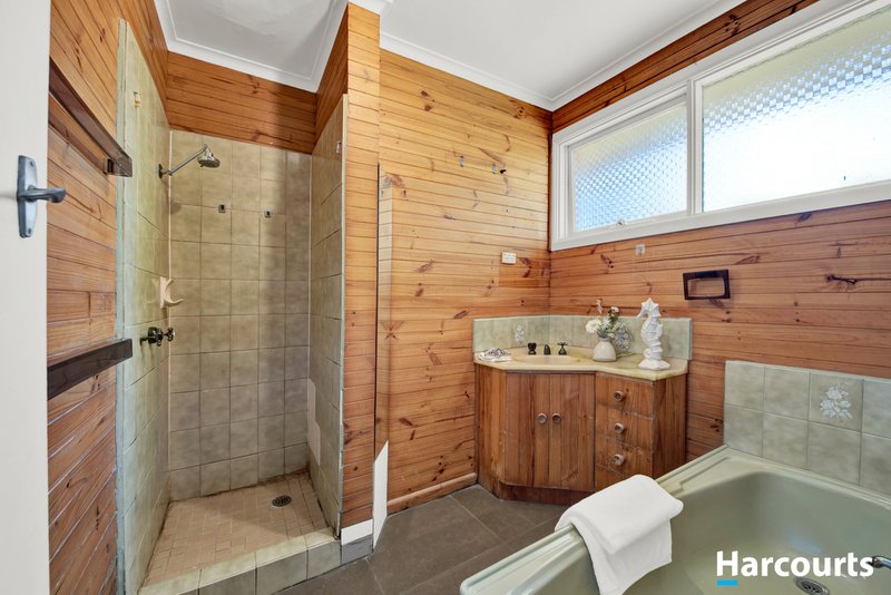 Photo - 5 Pontin Court, Burwood East VIC 3151 - Image 11