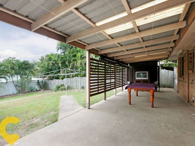 Photo - 5 Poplar Place, Kallangur QLD 4503 - Image 11