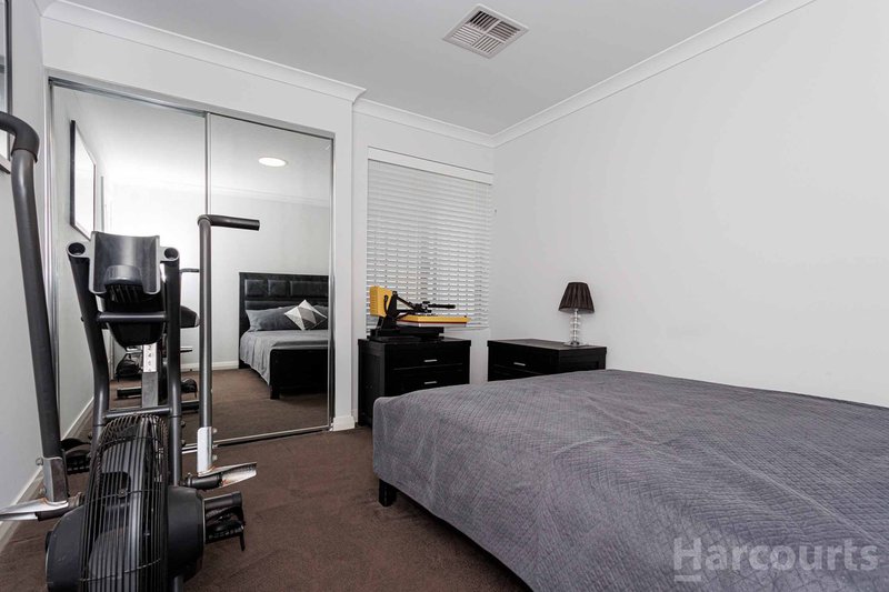 Photo - 5 Porro Road, Landsdale WA 6065 - Image 23