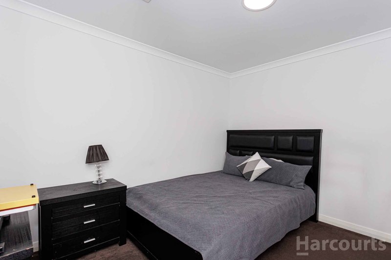 Photo - 5 Porro Road, Landsdale WA 6065 - Image 25