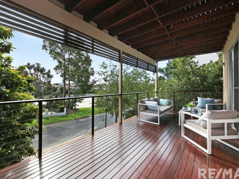 Photo - 5 Port Peyra Crescent, Varsity Lakes QLD 4227 - Image 6