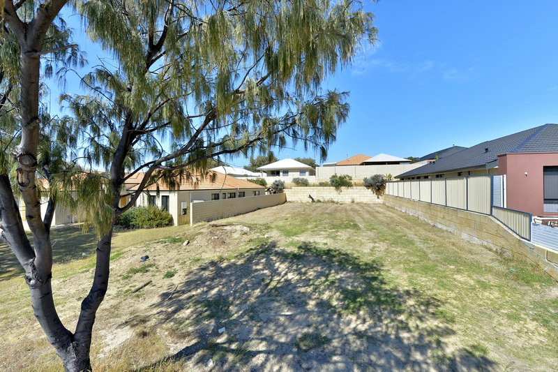 Photo - 5 Possum Drive, Wannanup WA 6210 - Image 2