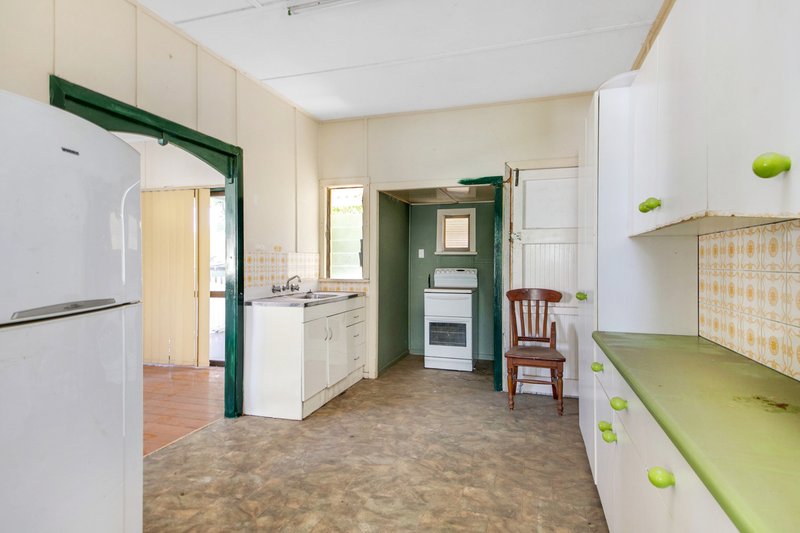 Photo - 5 Princess Street, Berserker QLD 4701 - Image 6