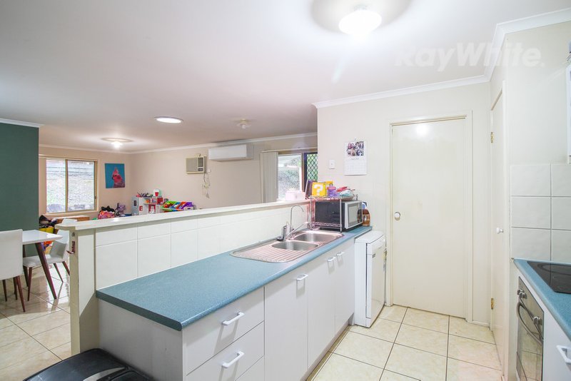 Photo - 5 Purrumba Court, Karana Downs QLD 4306 - Image 3