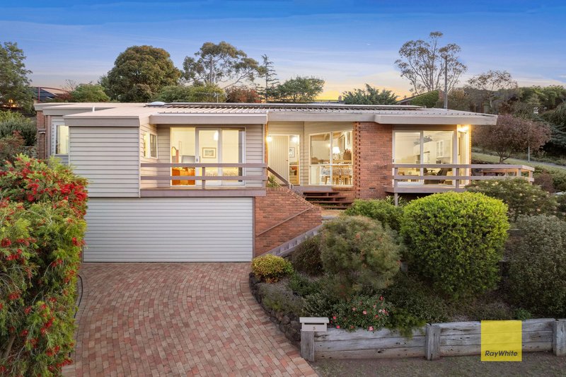 5 Queens Park Road, Highton VIC 3216