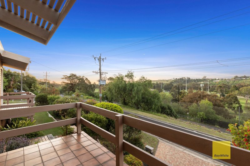 Photo - 5 Queens Park Road, Highton VIC 3216 - Image 13