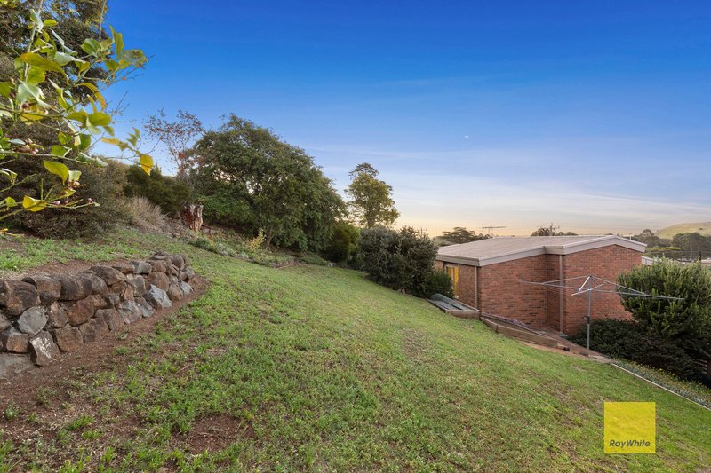 Photo - 5 Queens Park Road, Highton VIC 3216 - Image 15