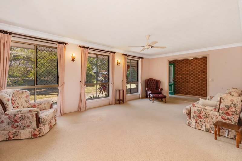 Photo - 5 Queenscliff Crescent, Robina QLD 4226 - Image 7