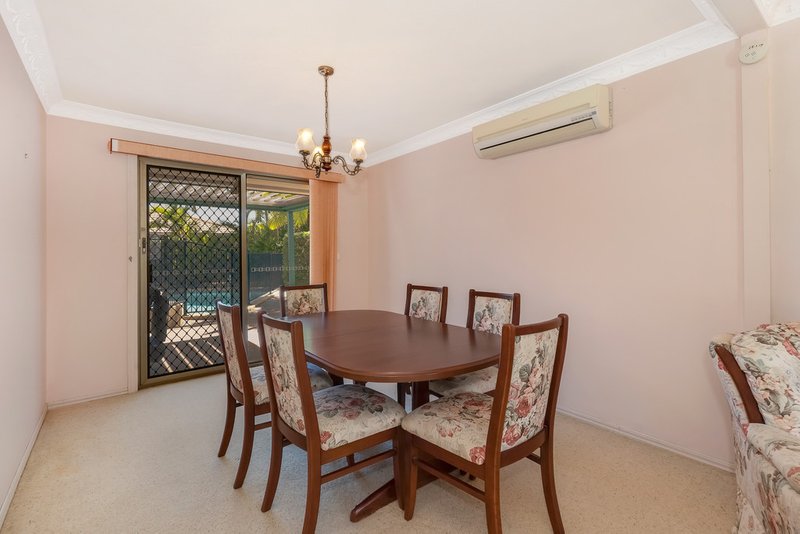 Photo - 5 Queenscliff Crescent, Robina QLD 4226 - Image 8