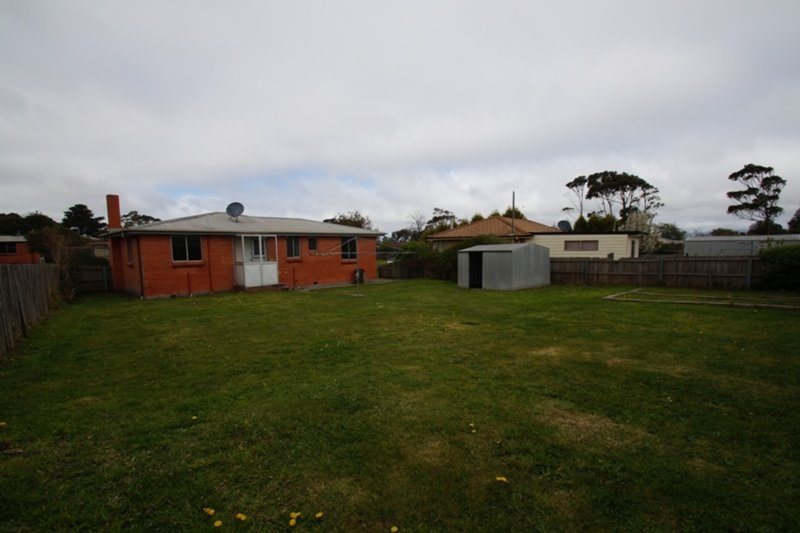 Photo - 5 Quinn Avenue, George Town TAS 7253 - Image 2