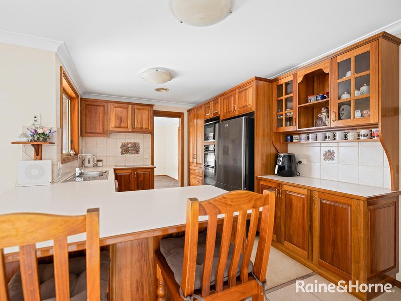 Photo - 5 Quinn Court, Llanarth NSW 2795 - Image 2