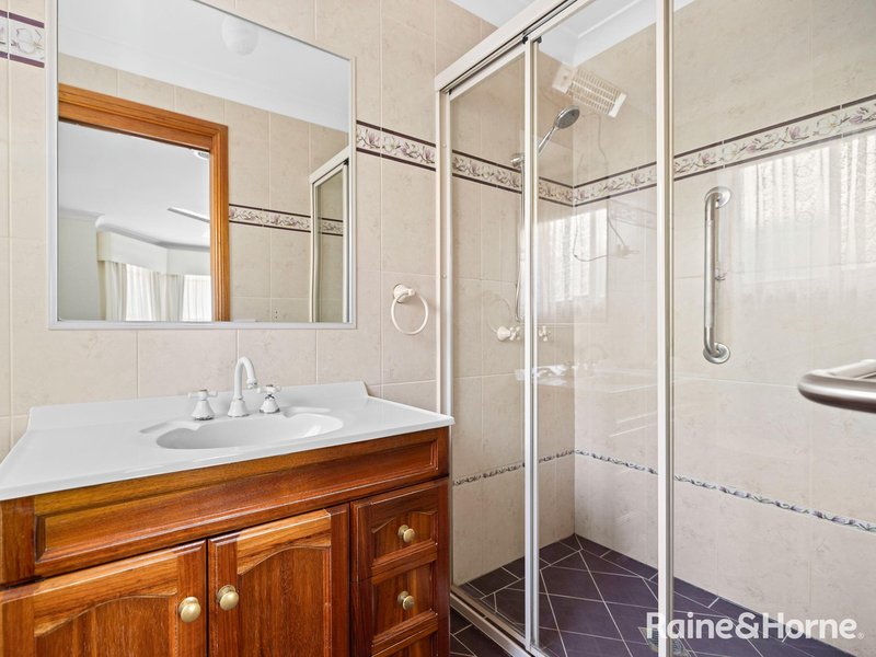 Photo - 5 Quinn Court, Llanarth NSW 2795 - Image 9