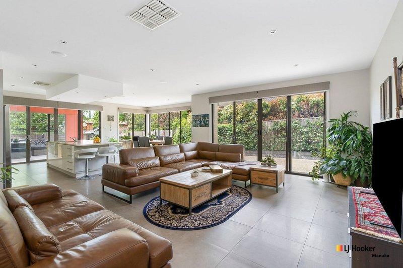 Photo - 5 Quiros Street, Griffith ACT 2603 - Image 2