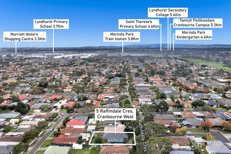 Photo - 5 Raffindale Crescent, Cranbourne West VIC 3977 - Image 25
