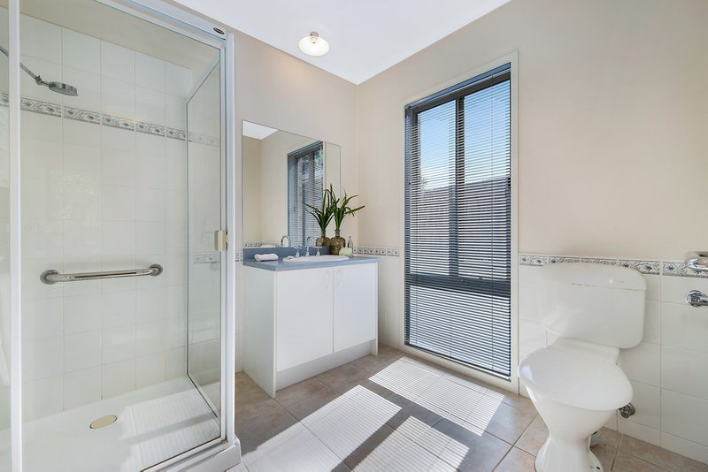 Photo - 5 Railway Parade North, Glen Waverley VIC 3150 - Image 8