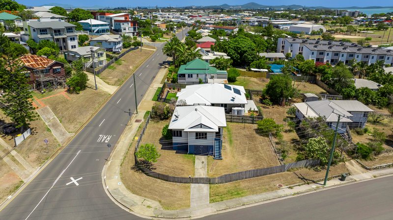 Photo - 5 Railway Street, West Gladstone QLD 4680 - Image 17