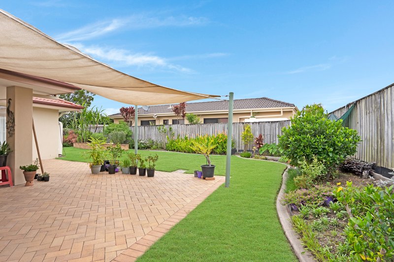 Photo - 5 Rainbow Fern Court, Robina QLD 4226 - Image 8