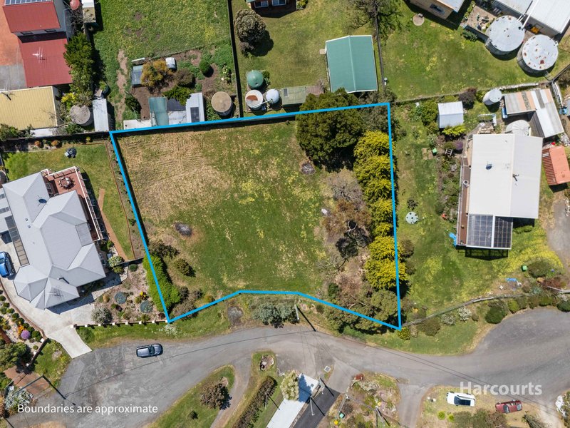 Photo - 5 Rainbow Terrace, Opossum Bay TAS 7023 - Image 4