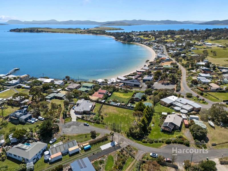 Photo - 5 Rainbow Terrace, Opossum Bay TAS 7023 - Image 10