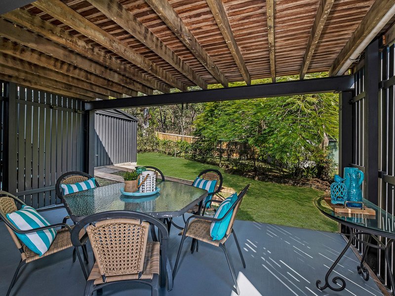 Photo - 5 Ramita Street, Holland Park West QLD 4121 - Image 15