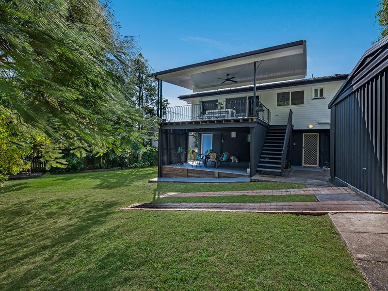 Photo - 5 Ramita Street, Holland Park West QLD 4121 - Image 16