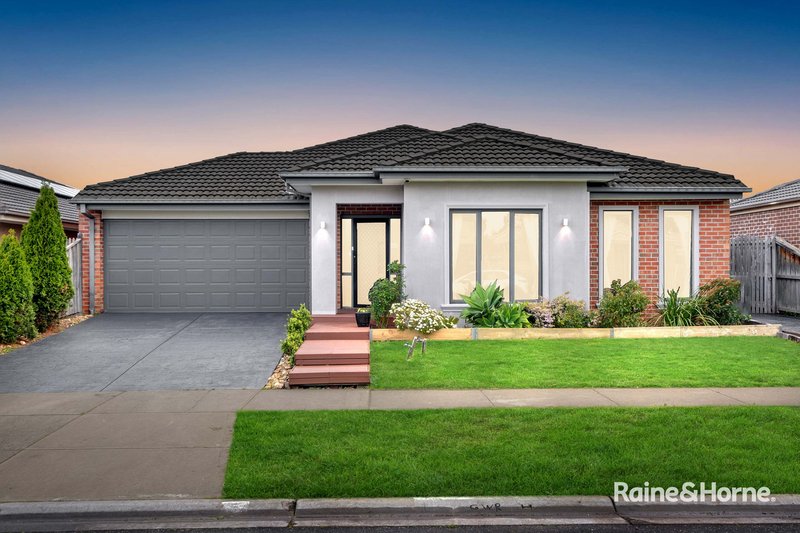 Photo - 5 Rammer Way, Cranbourne East VIC 3977 - Image 1