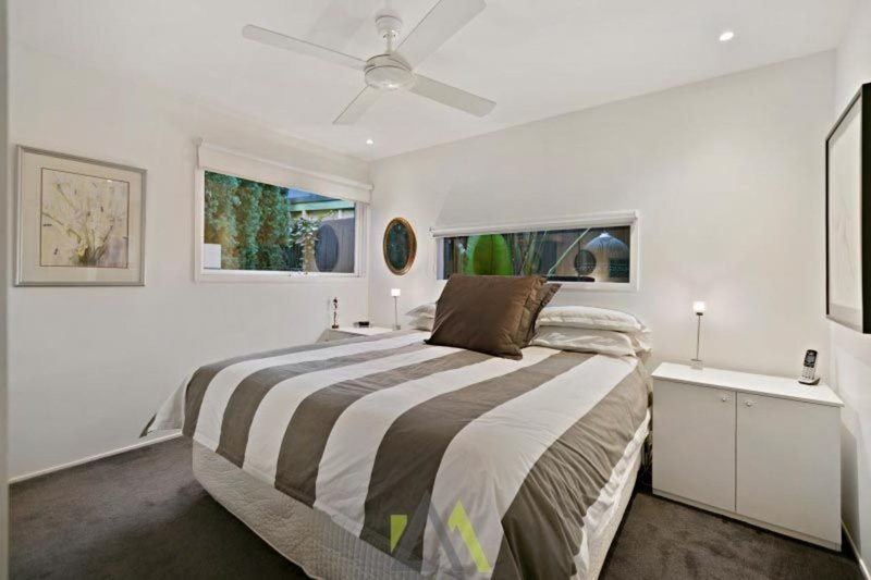 Photo - 5 Raphael Crescent, Frankston VIC 3199 - Image 8