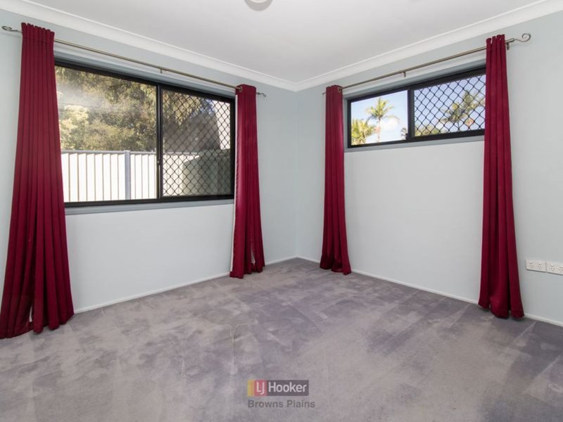 Photo - 5 Rathkeale Street, Crestmead QLD 4132 - Image 7