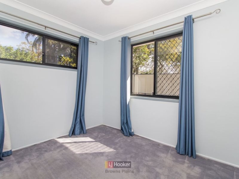 Photo - 5 Rathkeale Street, Crestmead QLD 4132 - Image 8