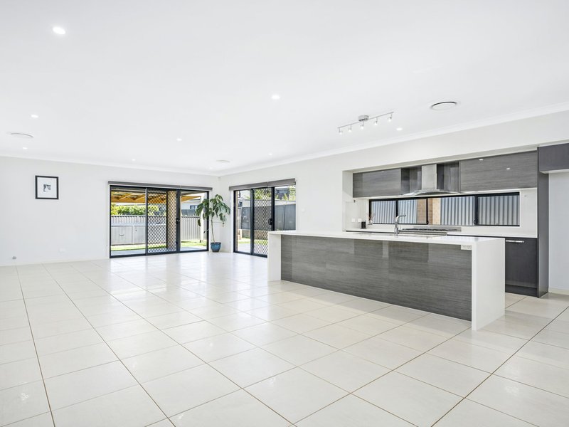 Photo - 5 Redford Place, Harrington Park NSW 2567 - Image 3