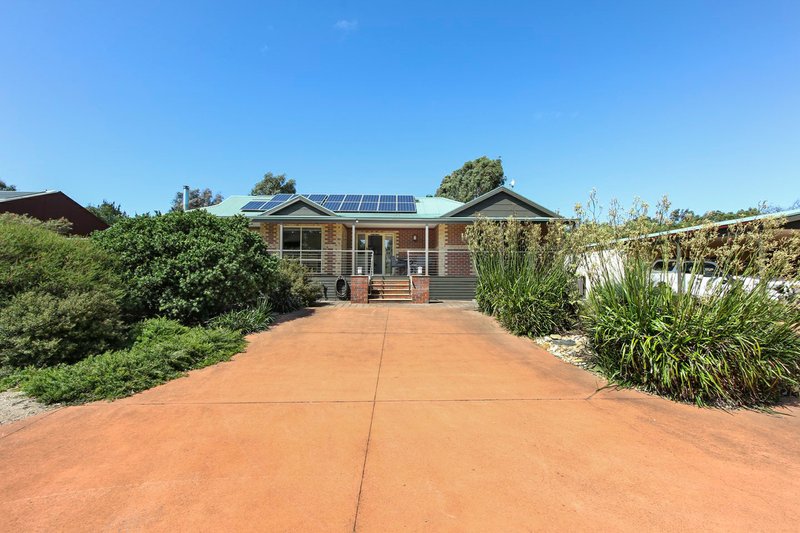 Photo - 5 Redgum Court, Newlands Arm VIC 3875 - Image 8