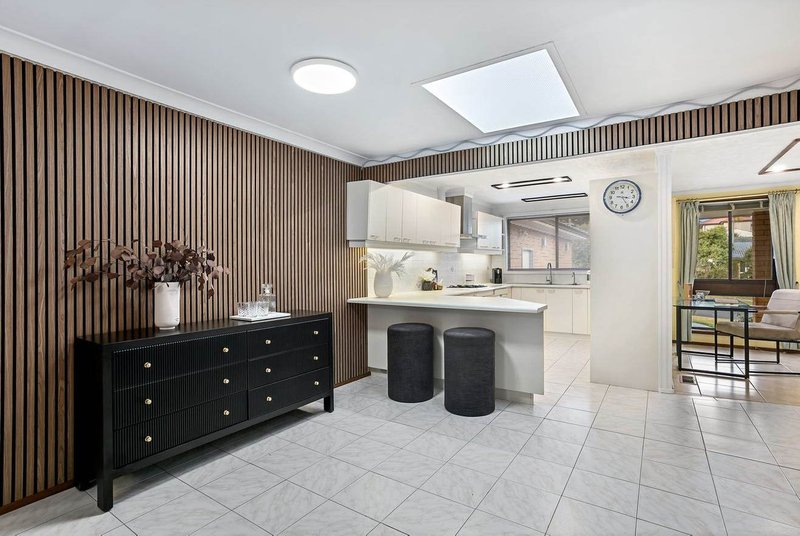 Photo - 5 Redmond Avenue, Baulkham Hills NSW 2153 - Image 5