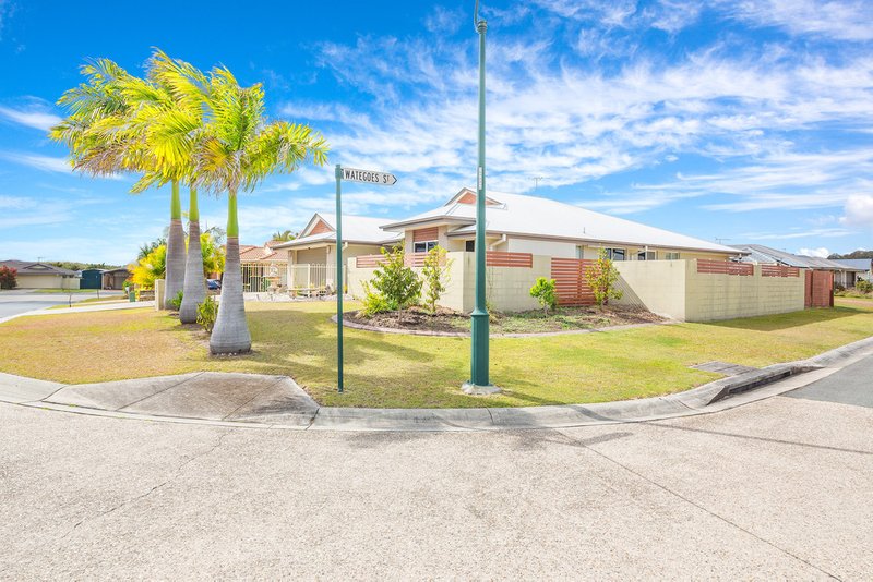 5 Reeders Street, Sandstone Point QLD 4511