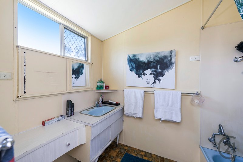 Photo - 5 Rees Place, Wannanup WA 6210 - Image 12