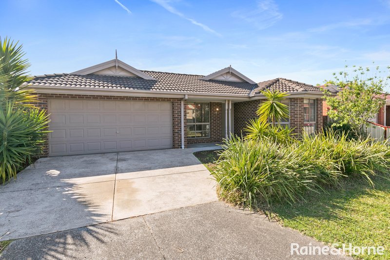 5 Regency Road, Roxburgh Park VIC 3064