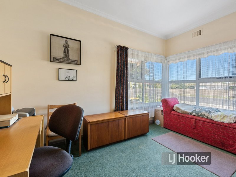 Photo - 5 Reid Street, Wynyard TAS 7325 - Image 12