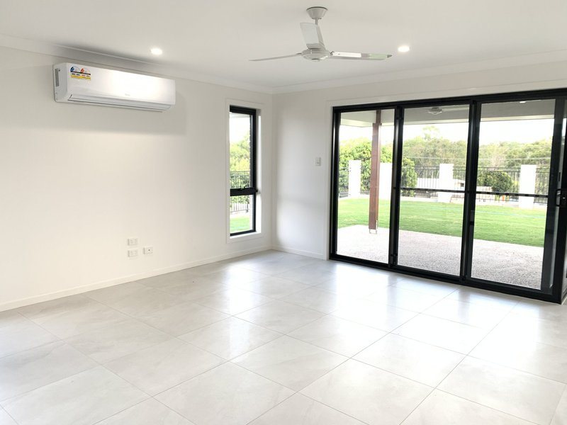 Photo - 5 Richard Street, Boyne Island QLD 4680 - Image 16