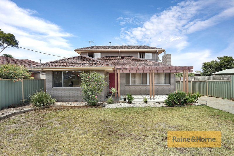 Photo - 5 Rigel Street, Melton VIC 3337 - Image 2