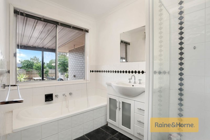 Photo - 5 Rigel Street, Melton VIC 3337 - Image 6