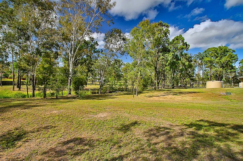 Photo - 5 Riley Court, Kensington Grove QLD 4341 - Image 4