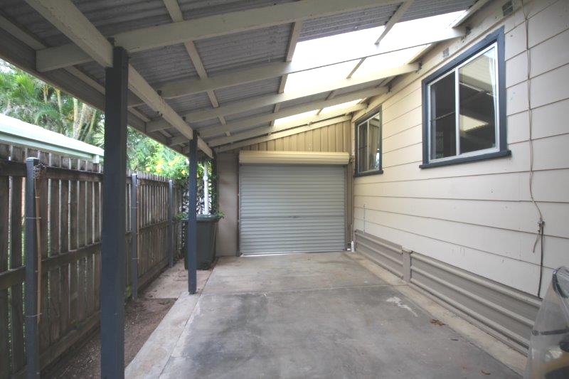 Photo - 5 Riley Street, Urangan QLD 4655 - Image 18