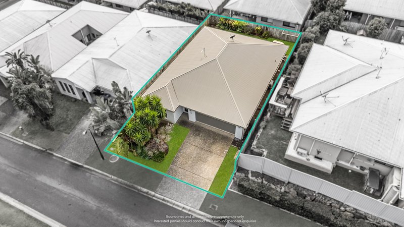Photo - 5 Rise Circuit, Pacific Pines QLD 4211 - Image 20