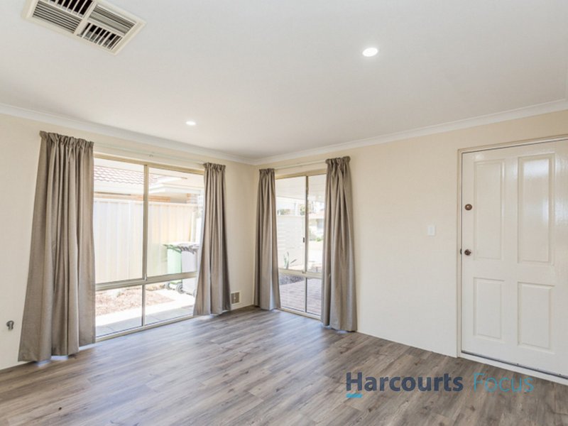 Photo - 5 River Bank Drive, Gosnells WA 6110 - Image 3