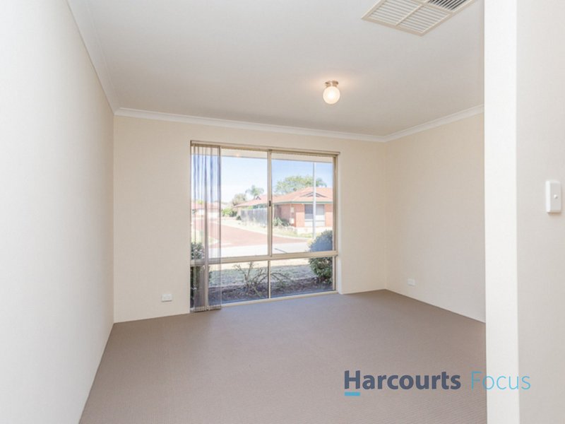 Photo - 5 River Bank Drive, Gosnells WA 6110 - Image 5