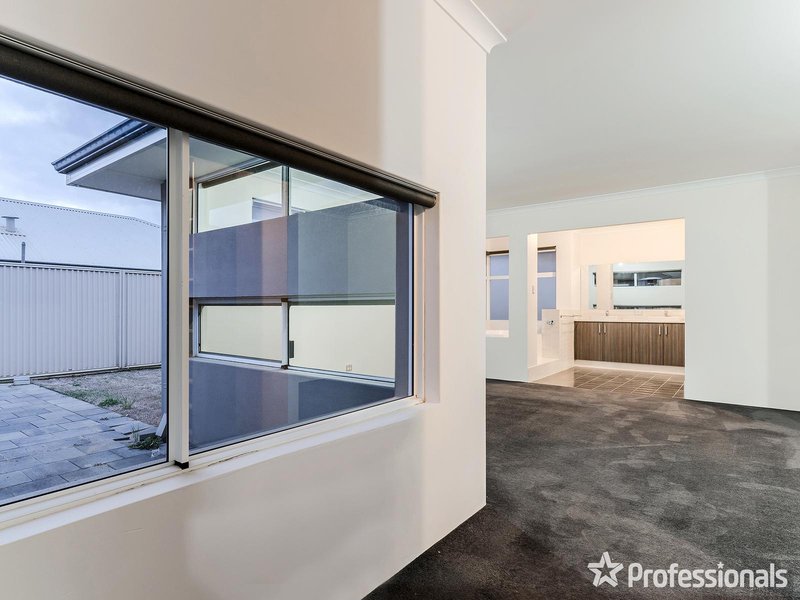 Photo - 5 Rivette Road, Baldivis WA 6171 - Image 7